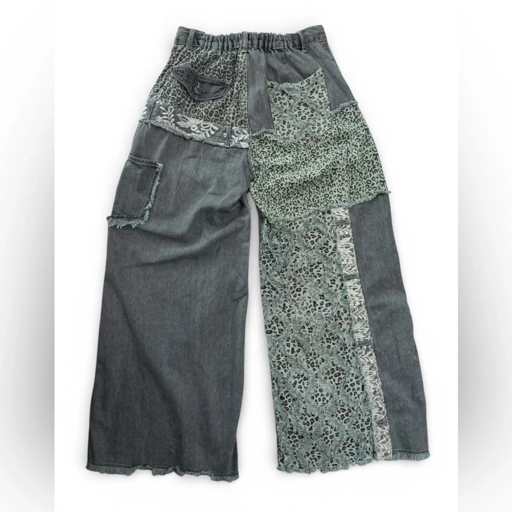 POL Women’s Printed Patchwork Leopard Denim Pants Gray/seafoam green Size Small - Picture 2 of 15